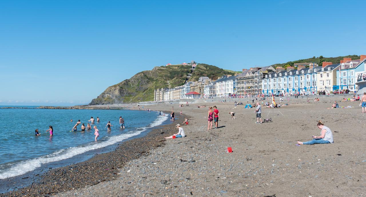 Sea View Ar Lan Y Mor Luxury Apartment Aberystwyth Dış mekan fotoğraf